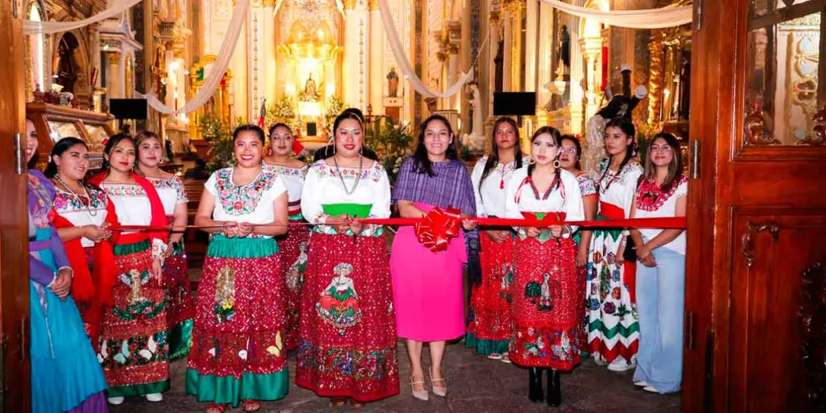 Anuncia Lupita Cuautle actividades de las floreras y castilleros durante Fiesta Patronal de San Andrés Apóstol