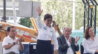Lilia Cedillo atiende las necesidades de estudiantes y personal de la BUAP