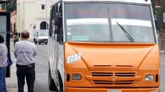 Delincuentes asaltan la ruta 68 en Santa María Xonacatepec