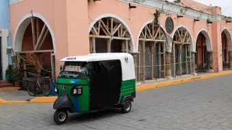 Gobierno estatal evalúa sustituir mototaxis con autos eléctricos Olinia