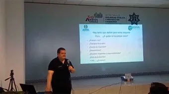 Más de 100 elementos de Protección Civil reciben taller de revisión post sismo en Puebla