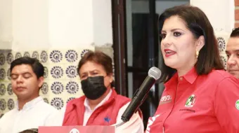 Los golpes de Morena y emecistas hacen más fuerte al PRI: Delfina Pozos