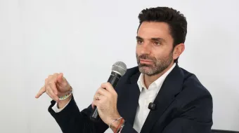 Los programas Bienestar benefician, no condicionan a nada: Abdala