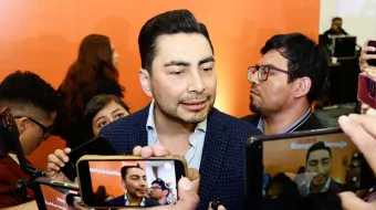 Movimiento Ciudadano analiza incorporación de Iván Camacho al partido naranja
