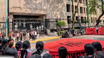 Las normalistas  siguen en lucha