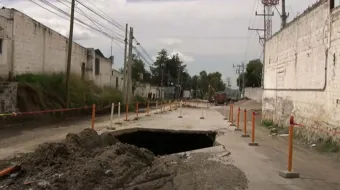 Socavón en Parque Industrial Chachapa afecta tránsito y autoridades aún no resuelven