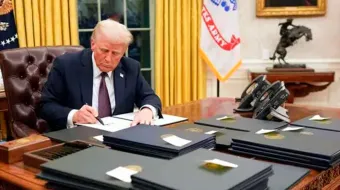 Trump presume más producción de autos