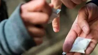Puebla impulsa charlas preventivas contra adicciones y descarta revisar mochilas escolares