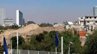 Inmobiliarias invaden margen del Atoyac con viviendas irregulares, alerta gobernador Armenta