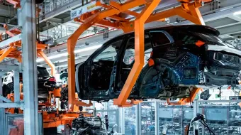 Paran la producción en AUDI por bloqueos carreteros en el país 