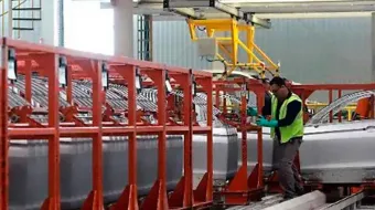 Aranceles de EU provocan caída del 61% en inversiones en Puebla; industria automotriz, la más afectada