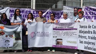 Andrea Lezama acusa a jueza de liberar a su agresor y exige justicia en Puebla