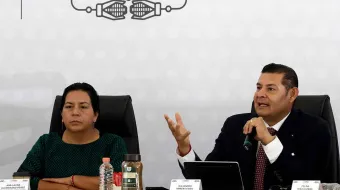 Alejandro Armenta  acusa al panismo