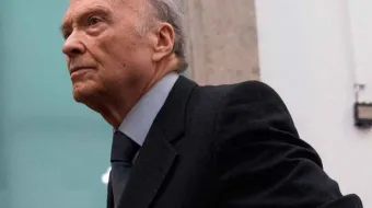 Alejandro Gertz Manero habría firmado su renuncia a la FGR; Senado espera documento oficial