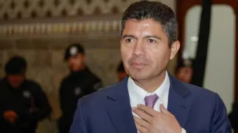 Eduardo Rivera aviva sospechas de irse al movimiento naranja