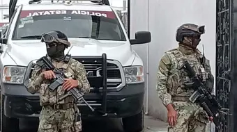 Intensa movilización policiaca en hotel de Tehuacán; rescatan a personas privadas de la libertad