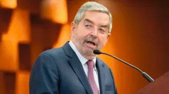 Juan Ramón de la Fuente solicita licencia en la SRE; Roberto Velasco queda al frente