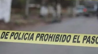 Mujer aparece muerta en su casa en Los Reyes de Juárez; señalan a su pareja
