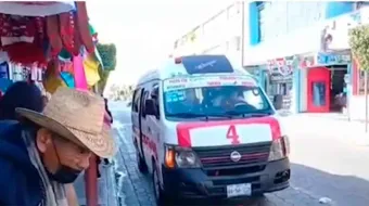 Retiran taxis irregulares durante operativo de Movilidad en Tehuacán