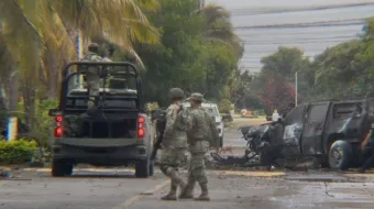 FGR investiga explosión de coche bomba en Coahuayana como terrorismo y delincuencia organizada