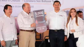 Por eficaz combate al huachicol, Pemex incrementa 7 veces donación de materiales para pavimentación a Puebla