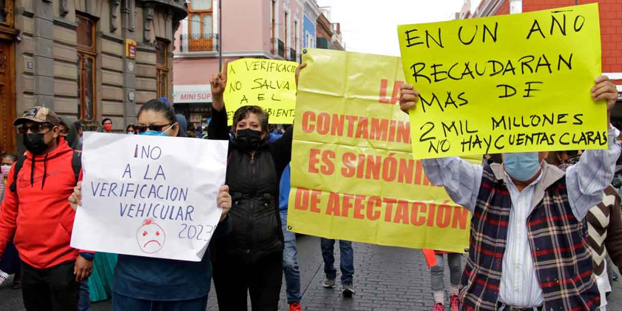 Antorchistas piden gratuidad de la VERIFICACIÓN en Puebla