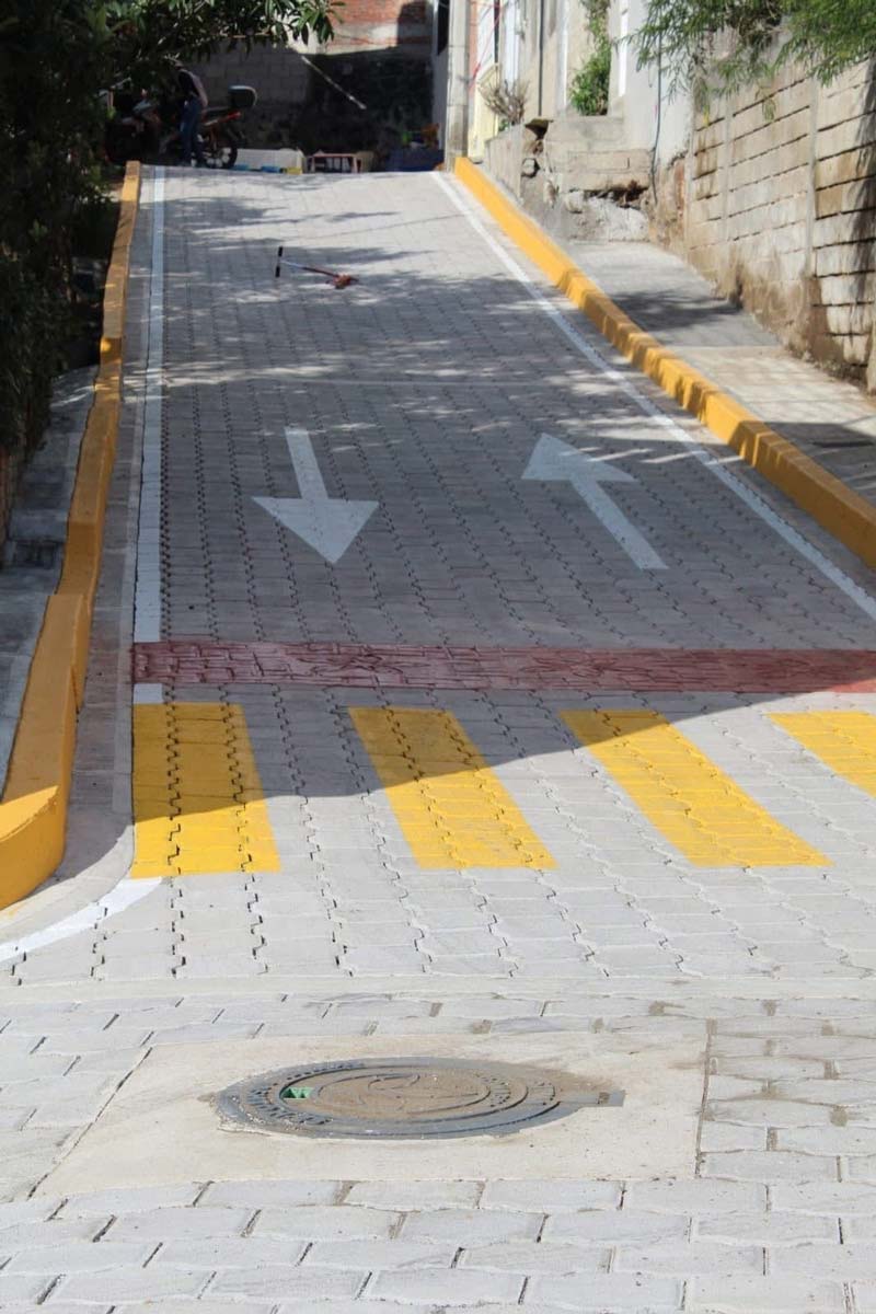 Ariadna Ayala entregó pavimentación en la colonia Los Ángeles en Atlixco