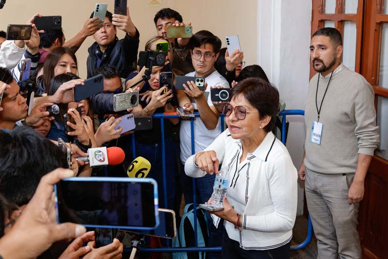 Iniciaron en el Carolino las entrevistas a los aspirantes a la rectoría BUAP