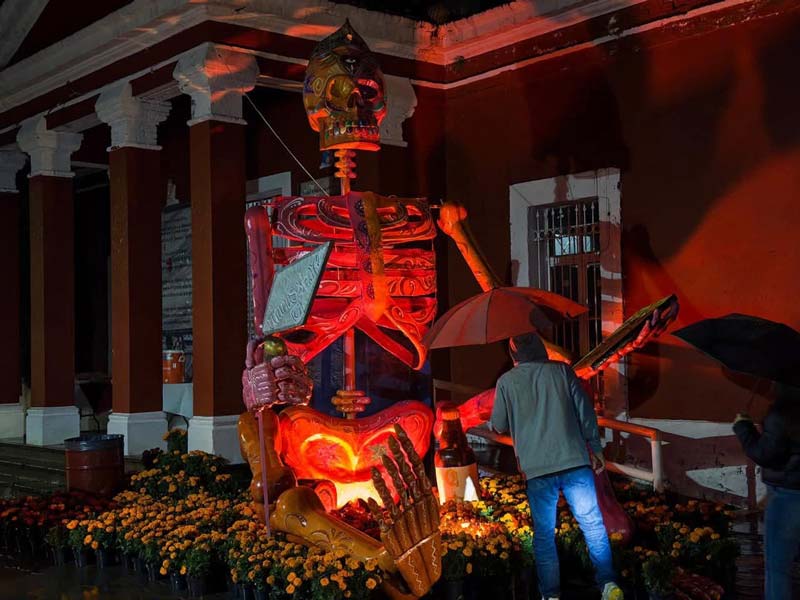 Atlixco inaugura con éxito el Festival Internacional Valle de Catrinas 2025
