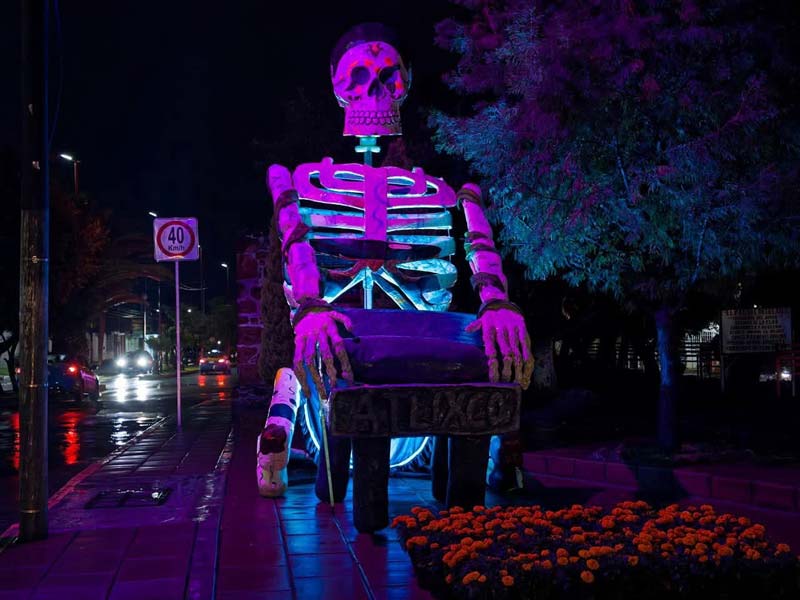 Atlixco inaugura con éxito el Festival Internacional Valle de Catrinas 2025