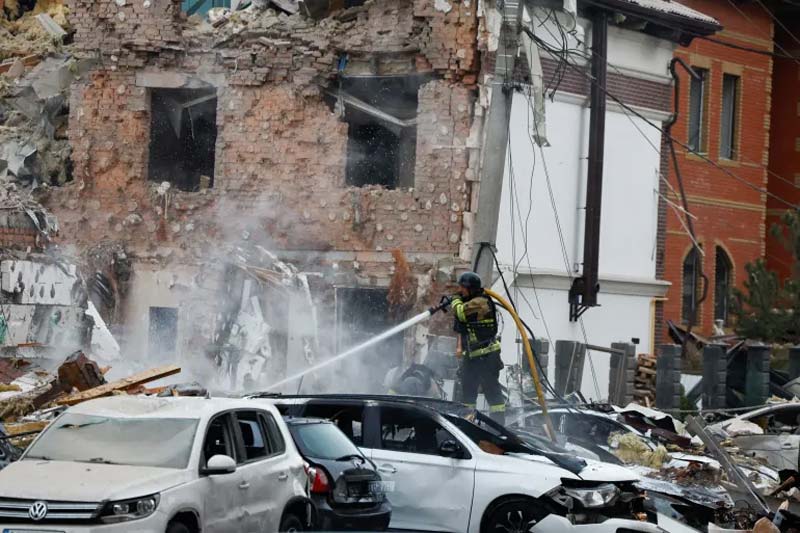 Bombardeos rusos en Ucrania: cientos de drones y decenas de misiles afectan regiones clave