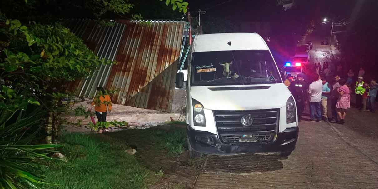 Accidente de combi en Xicotepec