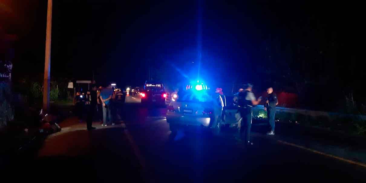Choque frontal entre dos vehículos en la Pachuca-Tuxpan, deja tres personas lesionadas