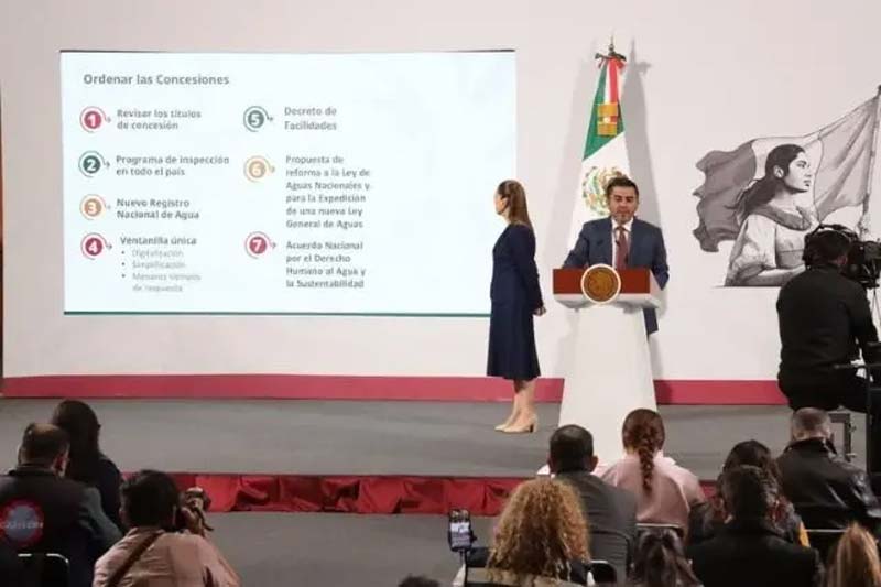 Conagua exhibió ante Sheinbaum el robo de agua en Tehuacán, Puebla