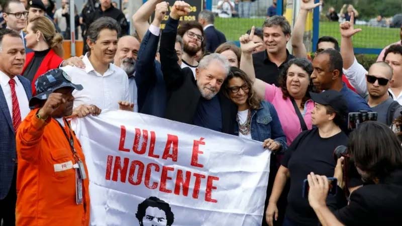 De presidente a prisionero: Bolsonaro sentenciado a 27 años por golpismo