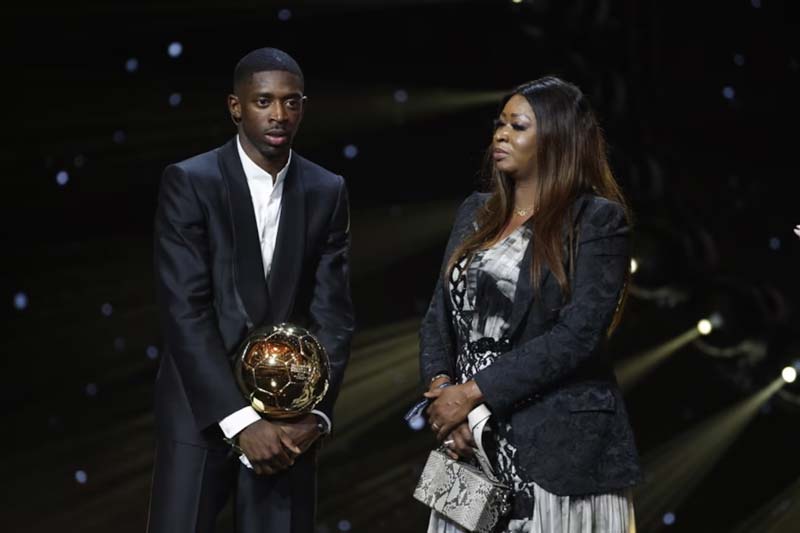 Dembélé recibe Balón de Oro tras histórica temporada en París Saint-Germain