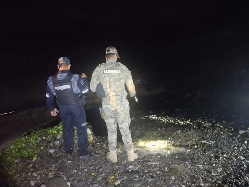 Derrame de gasolina e hidrocarburo contamina río San Marcos en Xicotepec
