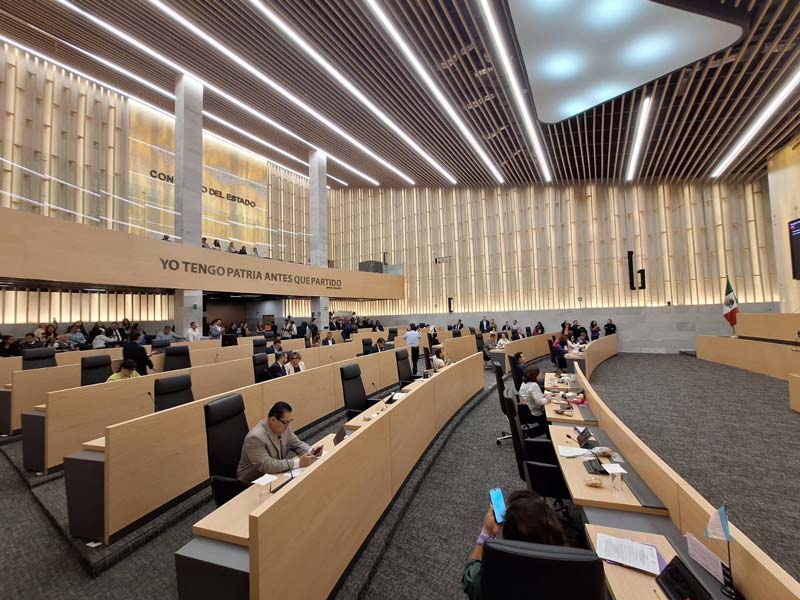 Congreso mantiene pendiente la destitución del alcalde de Cuyoaco