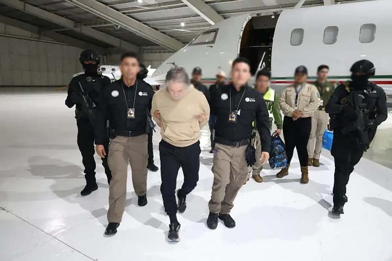 Detienen a Hernán Bermúdez tras extradición de Paraguay y lo trasladan al Penal del Altiplano