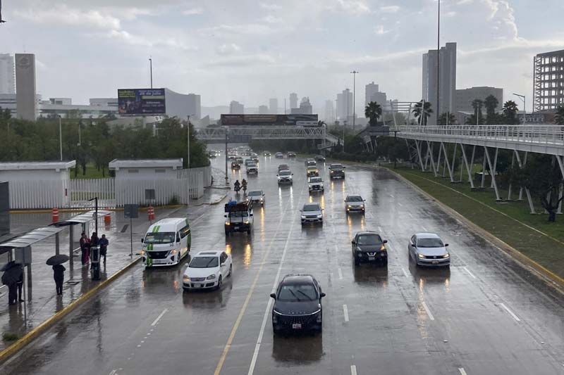 Frente Frío 4 y monzón causan riesgo de inundaciones en Puebla