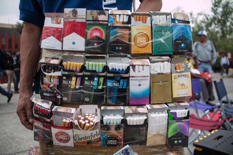 Fumar en México se vuelve un lujo: cigarrillos superarán los 100 pesos en 2026