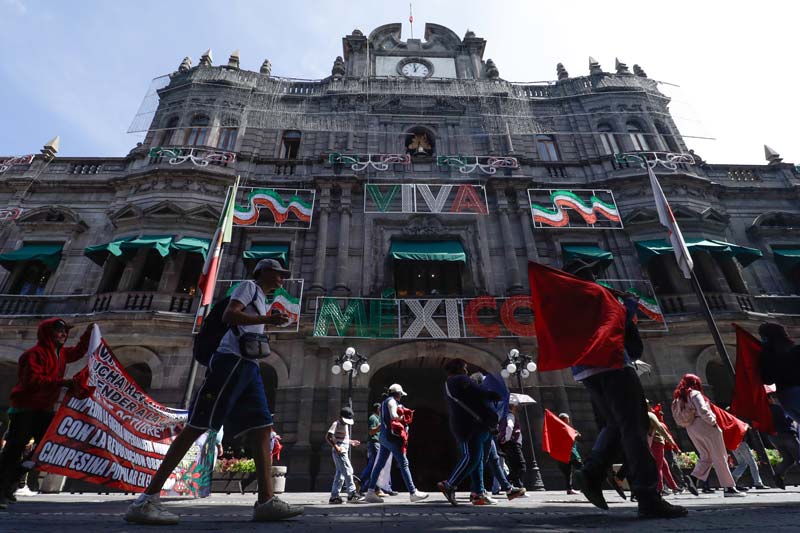 La 28 de Octubre no quemó el autobús del RUTA, dicen durante manifestación