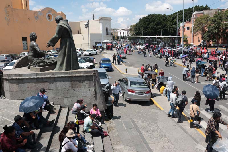 La 28 de Octubre no quemó el autobús del RUTA, dicen durante manifestación
