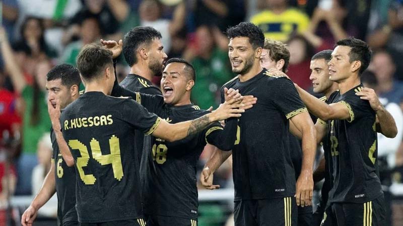 México rescata empate ante Corea con gol de Giménez