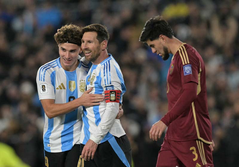 Messi lidera victoria de Argentina 3-0 sobre Venezuela