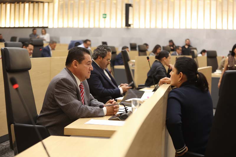 Polémica en el Congreso: partidos cuestionan la eliminación del fuero por Sheinbaum