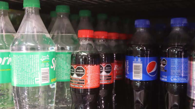 Preocupa a comerciantes el incremento brutal a refrescos y cigarros