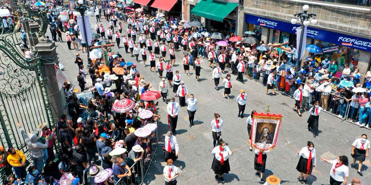 Procesión de la familia