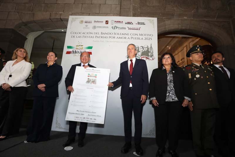 Puebla arrancó los festejos por el 215 Aniversario de la Independencia de México
