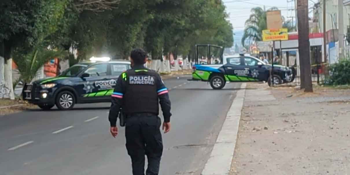 Rafague4n auto y mueren 4 personas en San Aparicio